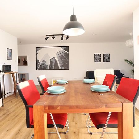 Erftstadt Apartments: Spacious 3-Room New York-Style Living Near Cologne Exterior photo